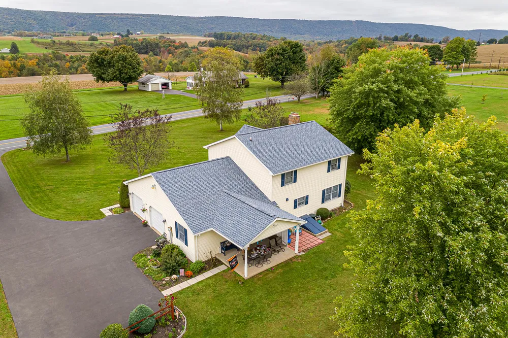Biscay architectural shingle roof, photo 3