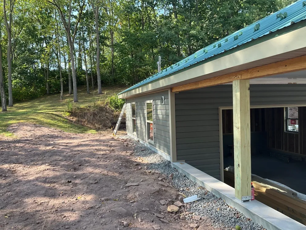 Detached Garage Construction with Vinyl Siding and Metal Roof, Lykens, PA, photo 12