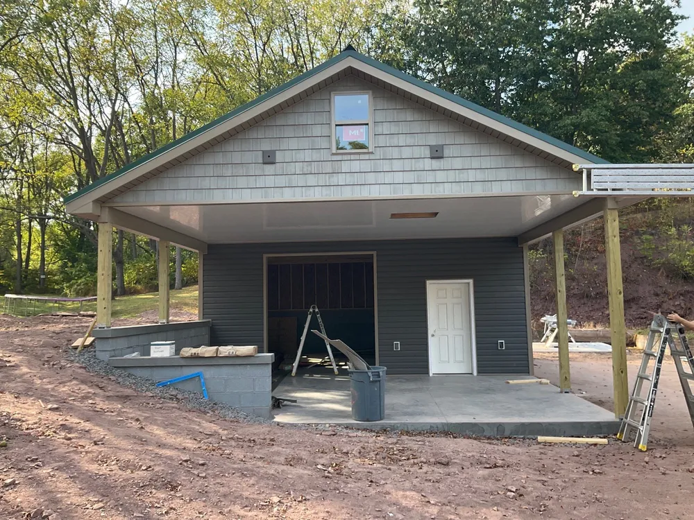 Detached Garage Construction with Vinyl Siding and Metal Roof, Lykens, PA, photo 9
