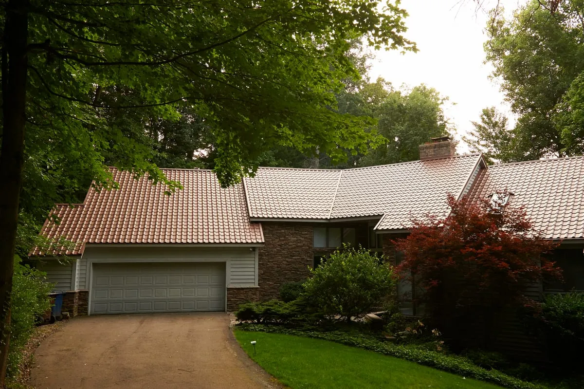 Metal Barrel Tile